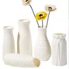 Vasos Simulação Vaso de plástico resistente a queda de decoração criativa Vaso de flor simples Ornamentos da sala de estar P230411