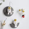 Decorative Objects Figurines Nordic Wall ation Astronaut Resin Shelves Home 3D For Living Room Bedroom Hanging 230411