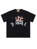 Lüks T-Shirt Erkek Tişörtünün Tasarımcı Markası Gevşek Büyük Boy 100 Pamuk Giyim Sprey Mektubu Kısa Kol Yaz Yaz Gelgit Erkek ve Kadın Tee Tees Tişörtleri New2022