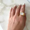 Bandringar Jujie 316L Rostfritt stål Square Shell Rings för kvinnor Vintage Chunky Ladies Large Ring Party Jewelry Wholesale/Dropshipping P230411