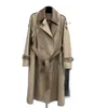 Trench da donna Giacca a vento Cuciture in tessuto Tridimensionale Versione sartoriale Moda casual 2023 Autunno 0308