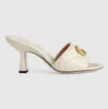 2023 Designer salto alto mulheres chinelas de verão sandálias casuais moda moda de fundo liso dourado ladrinhas sapatos de pescador de couro cor corda de couro de renda de grama grande