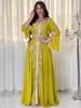 Abbigliamento etnico Eid Al-Adha Arabo Dubai Abito con applicazioni ricamate Abito da cena musulmano Abaya Abito da sera elegante a maniche lunghe