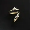 結婚指輪 925 スターリングシルバークリスタルメッキ 14 k ゴールドシンプルなクラウンリング女性のファッション気質ウェディングジュエリーアクセサリー 230410