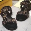 2022 FASHION WOMEN MENTAL SANDAL LUSEREER LADY GENTLEMEN COLLUTIL CANVAS LETTER SLIDE CHINAMIC LEATHER SLID