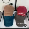 nouvelles casquettes de baseball Designers pour hommes et femmes casquette sport denim déchiré couleur unie lettre B chapeaux de couple en plein air