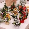 Decorações de Natal 22 cm Mini Árvore Xmas Festival Artificial Festival Miniature Sala Distribuição dos Ornamentos do Ano 2pc/Lote