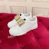 Najlepsze nowe projektantki sportowe buty czarne białe CNY Rainbow Obcing Trener Women Casual Runner Sneakers Outdoor Rozmiar