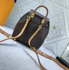 Mochila feminina de designer de moda mini mochila estilo bolsas de mão letras de flores Montsouris BB sacola feminina mini bolsas de viagem elegantes bolsas