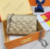 Top Designer Bags Womens Chain Cross Body Bag Classic Flower Pattern Handbag Girl Mini Shoulder Bag Trendy Good Quality wallets