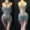 Stage Wear Glitter Strass multicolori Senza maniche Halter Donna Body Frange colorate Tute attillate elasticizzate Pagliaccetto da discoteca