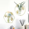 Vasi Nordic Wall Vaso idroponico Foglia di ginkgo dorato Porta fiori in metallo Vaso in vetro per soggiorno Decorazione Sfondo Decorazione parete P230411