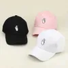 Caps de bola Moda Homens homens meninos amam no tampo de beisebol Finger Strapbk Trucker Hats Summer SunSelfreen Cap Blk/ Pink/ Branco P230412