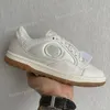 Sneakers Desinger Casual schoenen Heren Dames Sneaker Vintage lederen sneakers Borduurtrainer Rubberen zool Platte lage top Skateboarden