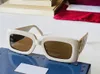 女性向けの新しい豪華な長方形スクエアサングラス男性デザイナーの夏のシェード偏光眼鏡ビンテージ特大のサングラスの箱付き男性サングラス