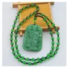 Naszyjniki wiszące piękny chiński bóg bogactwa Budda Zielony Jade Charm AMULET Kobieta na kobietę Biżuteria