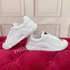 2023New Designer Boots Women Running Shoes Breattable Technology Mesh Stylish Classic Black Sneaker bekväm