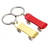 Keychains Creative Metal Rolling Scooter Keychain Color Personlighet Cool skateboardhänge smycken bil nyckelkedja liten gåva