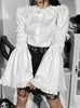 Camicette da donna 2023 In abiti gotici Manica svasata Camicia bianca Donna Streetwear Moda E Ragazza Camicetta estetica Elegante Casual O-Collo