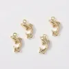 Colares Pingente 2 PCS 15/8mm Banhado A Ouro Lindo Golfinho Colar Brincos Designer Encantos Para Fazer Jóias DIY Acessórios De Latão