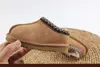 Zapatillas Tasman para niños pequeños Uggies Sandalias Tazz trenzadas Zapatos de bebé Diapositivas de piel castaña Piel de oveja Shearling Classic Ultra Mini Boot Mulas de invierno España b297