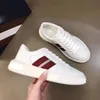 23S/S العلامة التجارية Moony Men Sneaker Shoes Stripe Lift Platform المدربون الأبيضون الأسود عارضات حفل زفاف راحة التزلج على المشي EU38-46