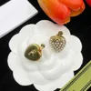 Mode Strawberry Stud Earring Aretes Pearl Diamond 14k Gold Designer Earrings Women's Wedding Party Gift Smycken Hög kvalitet med låda