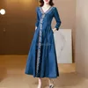 Vêtements ethniques 2023 Automne Vintage Brodé Cheongsam Chinois Version Améliorée De Robe En Jean Femme Minceur Élégant Jupe Longue G998