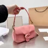 designerväska tote bag den lyxiga och fashionabla molnhandväskan har vaddering inuti känns som en mjuk kudde med en bekväm touch