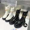 сапоги martin boot booties дизайнерские зимние модные последние роскошные золотые f металлические пряжки украшения женские туфли из воловьей кожи на низком каблуке зашнуровать круглые пальцы на молнии