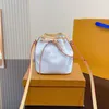 Sac seau à cordon Mini Hobo Aisselles Sacs à bandoulière Sacs à bandoulière Sacs à main en cuir véritable Femmes Messenger Sac à main Sac à main Pochette pour femme Sangle amovible