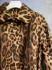 Damenjacken Rot RoosaRosee Turn-Down-Kragen Leopard Einreiher Druck Langarm Jacquard Schnürung Outwear Herbst Winter 2023 Frauen