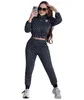 Luxury ontwerper Sportswear voor dames Zipper jas top elastische riembroek set mode print geborduurde hoge nek sporten twee stukken j2932 meisjes mode