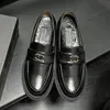Tasarımcı Platform Topuklar Rahat Kapiteli Daireler Soafers Ayakkabı Tıknaz Loafers Bayan Lug Sole Loafer Moccasins Loafer Oxford Beyaz Siyah Çalışma Resmi Elbise Ayakkabı