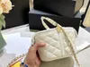 Femmes Designer Mini Sacs À Cosmétiques Sac À Bandoulière Bandoulière Maquillage Sacs De Maquillage Haute Qualité Classique Mode Avancée Chaîne En Métal Poignée Sac De Pique-Nique