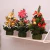 Decorações de Natal 22 cm Mini Árvore Xmas Festival Artificial Festival Miniature Sala Distribuição dos Ornamentos do Ano 2pc/Lote