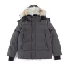 Parka da uomo 10A Giacca da uomo di alta qualità Cappotto d'oca Vera pelliccia di lupo grande Cappotto canadese Abbigliamento Stile di moda Capispalla invernale Parka