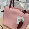 Top luxe designer tas crossbody schoudertassen mini tote hoogwaardige echte lederen handtassen voor dames bakkenontwerpers dames handtassen grote diamantroosteromstandigheden