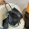 23FW Femmes Luxurys Designer Totes Sacs Sac à main Shouder Sacs à main avec sac à poussière d'origine Matériel d'origine Sac à main Pochette 25M