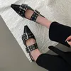 Gai Dress Women z designerską klamrą mody damskie buty buty slingback spiczaste palce u nogi swobodne sandały żeńskie muły 231110