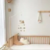 Mobiles INS Campanella a vento in rattan nordico con ciondolo in legno Decorazione della camera dei bambini Ornamenti appesi a parete Baby Comfort Toy Play Tenda Bed Bell 230411