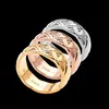 2023 العلامة التجارية الجديدة Crystal Diamond Checker زوجين رنين زوجين ضيق الطبعة خاتم الماس للسيدات مصممة رنين الذهب 18K المجوهرات الفاخرة