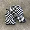 Caps de bola homens homens Men Blk White Plaid Plaidboard Print Baseball Cap Harajuku Hip Hop Protetor solar ao ar livre Chapéu de caminhoneiro ajustável P230412