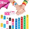 20 stuks siliconen bedelarmband in 8,3 inch verstelbare kinderen siliconen armbanden kleurrijke polsband armband voor kinderfeest aanwezig (geen charmes inbegrepen)