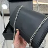 Messenger Sliiver Chain Bags Designer Tas Echt leer Clamshell Box 2 kleuren Modetassen Naad Leer Dames Metaal Zwart Verstelbare handtas Midden-onderarmpakket