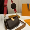 Dames Designer Tote Bag Fashion Multi Pochette Retail Metal Leather en cuir en cuir pour femmes Sac à main décontracté Sacs