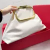 Borsa a tracolla da donna con tracolla a tracolla Borsa a mano in vera pelle con fibbia in metallo dorato Tracolla rimovibile Borsa da donna Borsa di alta qualità