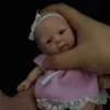 Dockor 7 "Micro Preemie Full Body Silicone Baby Girl Doll" Sophia "Livselike Mini Reborn Doll Surprise Barn Anti-Stress 231110