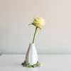 Dekorativa blommor påskfjäder färgglada mini krans simulering bär ljus skrivbordsdekoration liten
