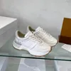 Designer casual skor kvinnor män lyx vintage tjock plattform sneakers beige svart äkta läder pappa löpsko storlek 35-45